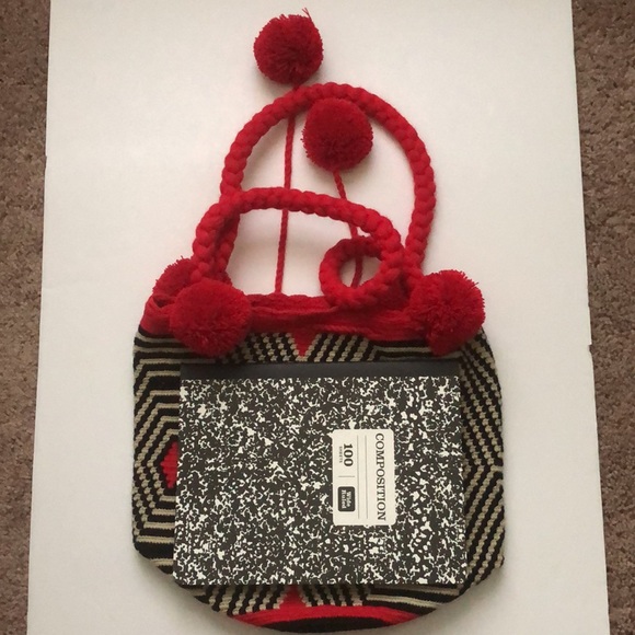 Authentic Handmade Colombian Wayuu Mochila Bag - Picture 4 of 4